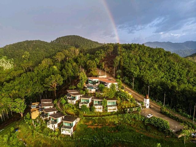 ที่พักเขื่อนเชี่ยวหลาน Caligo Resort สุราษฏร์ธานี