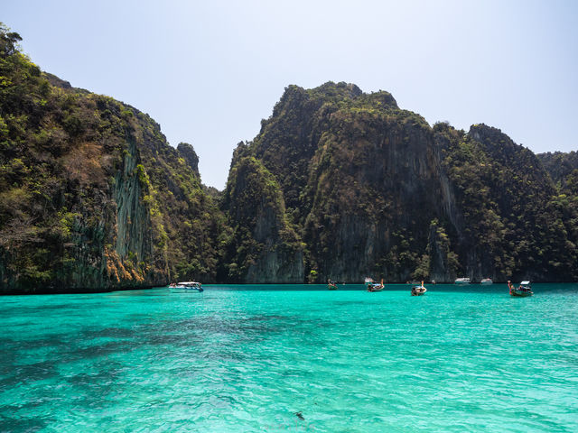 ปิเละลากูน | Phi Phi Island 