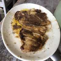 菲律賓第一 湖景別墅飯店
