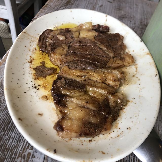 菲律賓第一 湖景別墅飯店