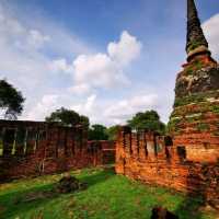 พระพุทธรูปภายในวัดพระศรีสรรเพชญ์