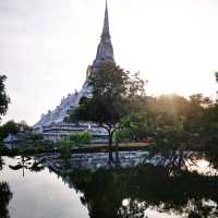 ฤดูน้ำหลาก ณ วัดภูเขาทอง พระนครศรีอยุธยา