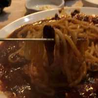 전포카페거리의 힙한 스지맛집 스지고집