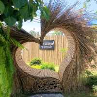 คาเฟ่ "กว้าง X ยาว" สุขทุกตารางนิ้ว