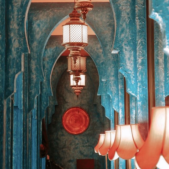  มาใส่ส่าหรีถ่ายรูปกันที่ Amman Unique Hotel 🕌