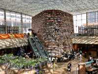 Starfield Library

ห้องสมุดกลางห้าง COEX Mall