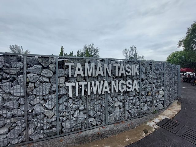 Taman Tasik Titiwangsa