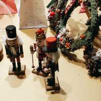 Golden Christmas at K11 Musea