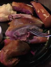 《諾士佛臺食小豬🐷》