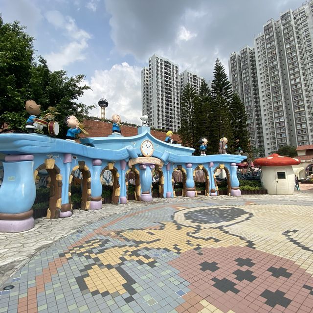 snoopy’s world