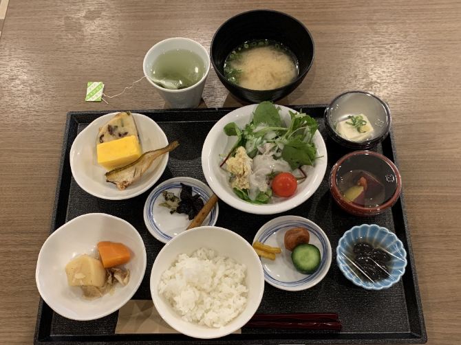 神戸　安定の朝食ビュッフェ＆夜鳴きそば　浪漫湯ドーミーイン神戸元町❗️