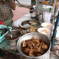 ก๋วยเตี๋ยวเป็ด เจ้าอร่อย ปากคลองตลาด