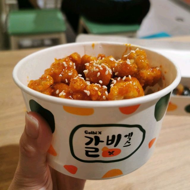 มาแวะกินคิมบับ ไก่กรอบเกาหลี อร่อยๆกัน 