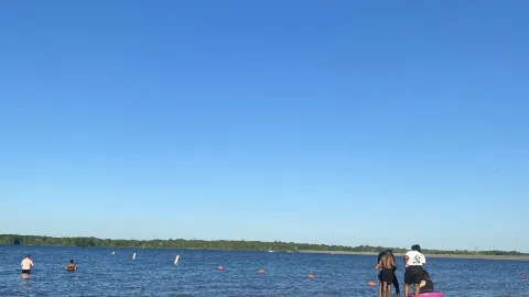 สวนสาธารณะ Alum Creek Park ตั้งอยู่ชานเมืองโคลัมบัส มีชายหาด — traveler post in Delaware County