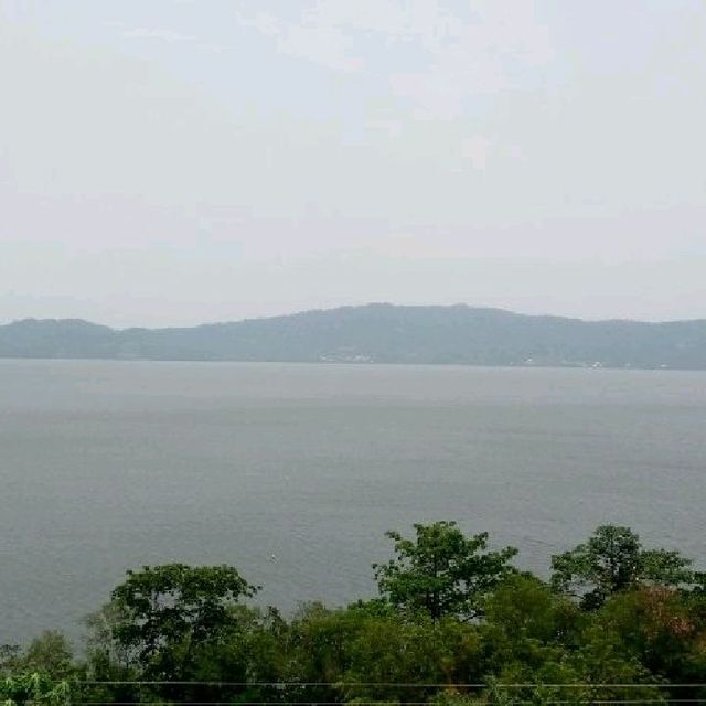 Kumasi lake Bomsotwe Boat experience Kumasi lake Bomsotwe Boat experience