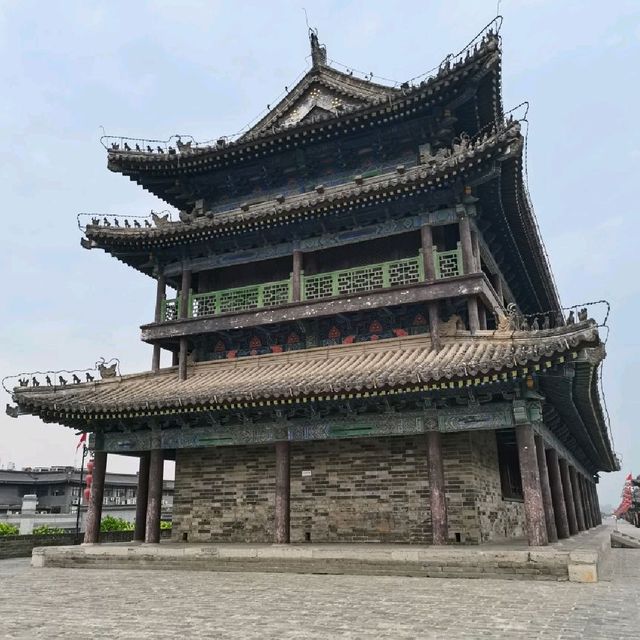 Bicycle ride on Xi'an Wall