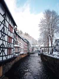 One of Germany's most beautiful town | Monschau's winter wonderland ||