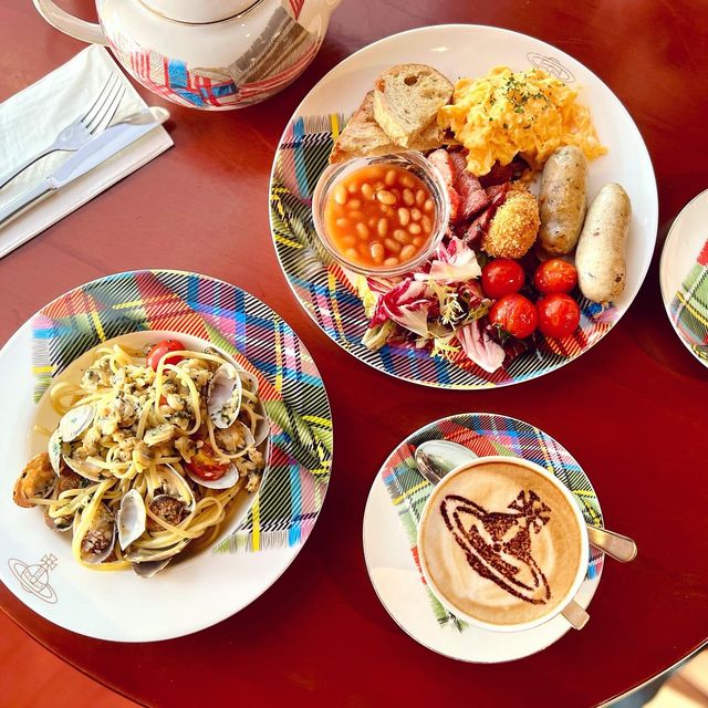 🇬🇧品牌復古英倫風 - Vivienne Westwood Café