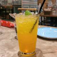 鬆化的葡式烤乳豬 ～ Cafe Tergeira 