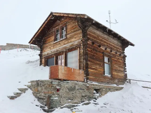 重現三角朱古力上的雪山