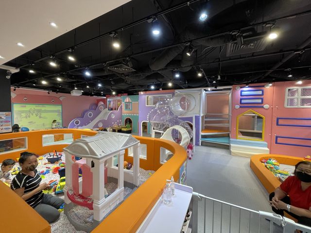 Kid-friendly indoor wonderland