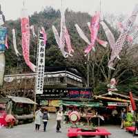 お祭り⁉️山の中に観光地⁉️名物🍴山賊焼🍗‼️