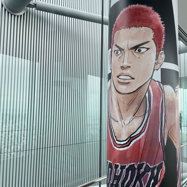 【大阪府】期間限定！地上300mのバスケットコート！