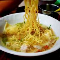 ร้านบะหมี่ในตำนานที่เปิดมา 77​ ปี