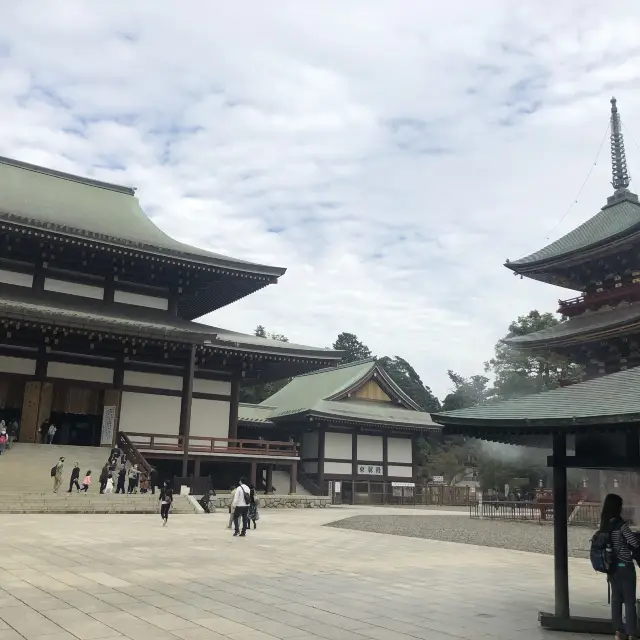 成田山新勝寺