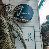 Mimi's &​Jim | คาเฟ่ริมหาดชะอำ​ 