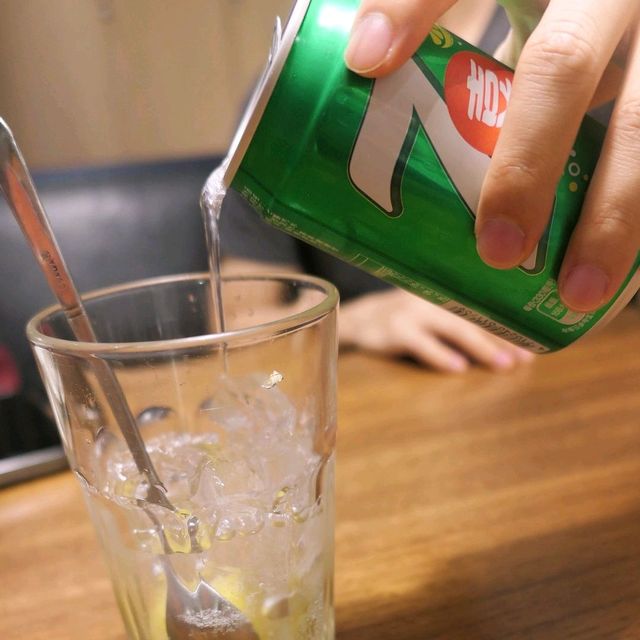 板橋誠品道地港式茶餐廳 彌敦道茶餐廳