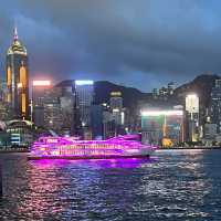 霓虹燈光下的無敵海景～
