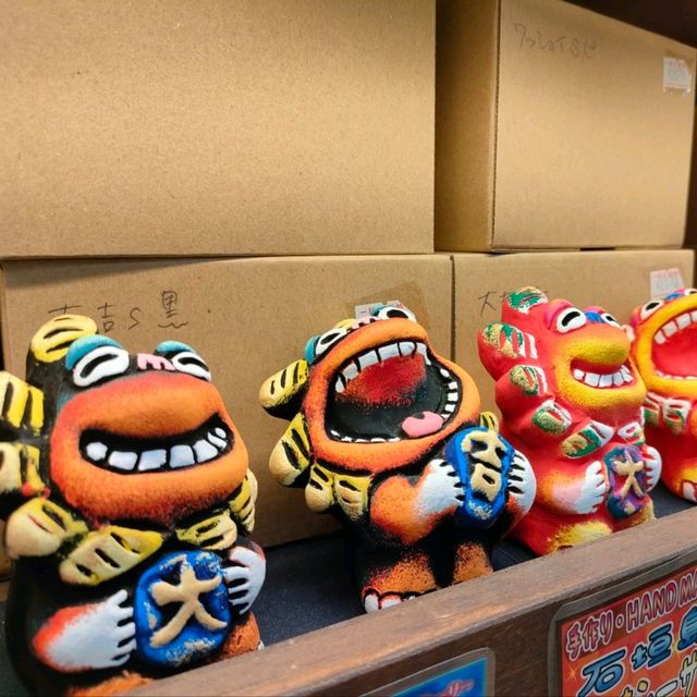 【沖縄 那覇】琉球ガラスとシーサー✨✨