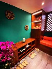 Massage palace 