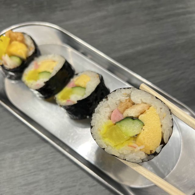 【鶴橋・山田商店】キムチ食べ放題！行列ができるキムチ店の食堂