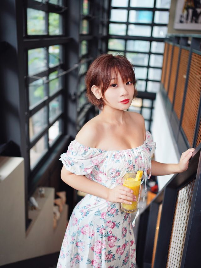 VEDA（位於中環嘅素食餐廳）