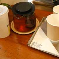 Laan-Tim’s Cafe’&Gallery

