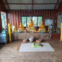 ชมวิววัดบนภูเขาสูง สัมผัสสายหมอกเมืองแจ้ห่ม ลำปาง