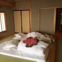 【栃木県:中禅寺湖温泉】2つの泉質を楽しめるお宿へ