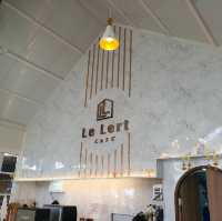 "เลอเลิศ คาเฟ่" Le Lert Cafe'  