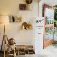 Lapo? ; Place for picnic-style brunch