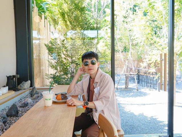 The Weekender Cafe คาเฟ่กาญจนบุรีสไตล์มินิมอล