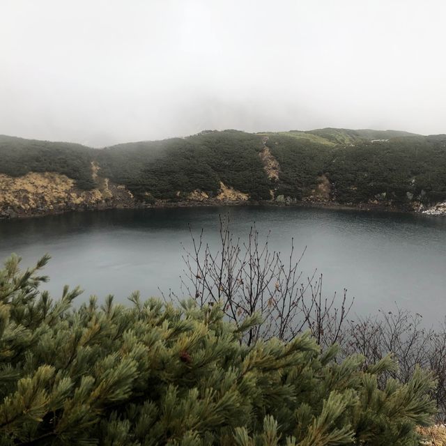 11月的雪山