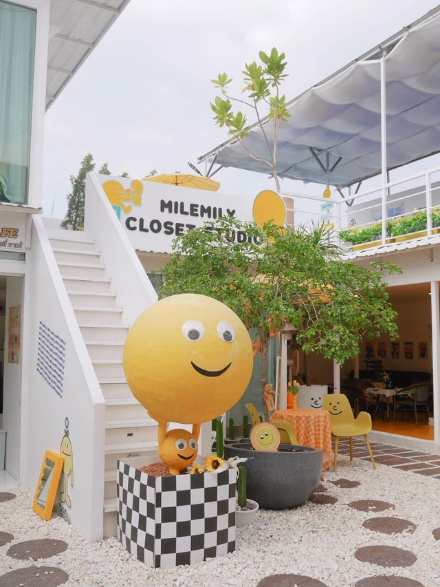 Milemilycafe&closetstudio