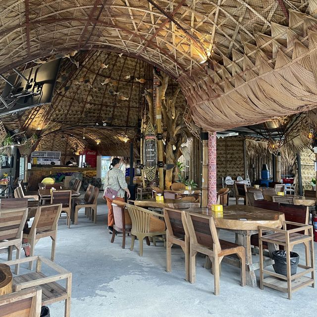  Laguna Cafe 🏝️คาเฟ่สไตล์บาหลี บาใจ 