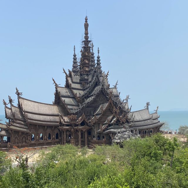 🇹🇭泰國芭提雅遊記  真理寺博物館 - 欣賞壯觀的雕像和浮雕