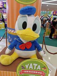 荃灣廣場 donald duck