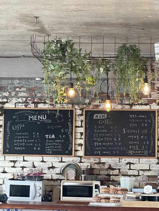 태안 바다 보며 즐기기 :: 해피준 카페☕