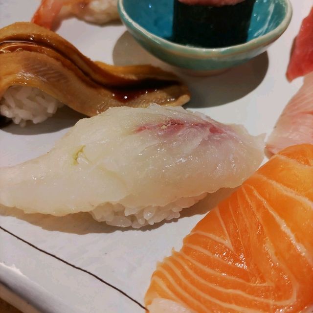 兵庫県！三宮1000円で食べるぶっちぎり寿司