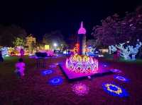 สีสันแห่งสายน้ำ มหกรรมลอยกระทงที่สวนสันติชัยปราการ